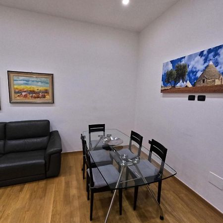 New Rooms Center 巴里 外观 照片