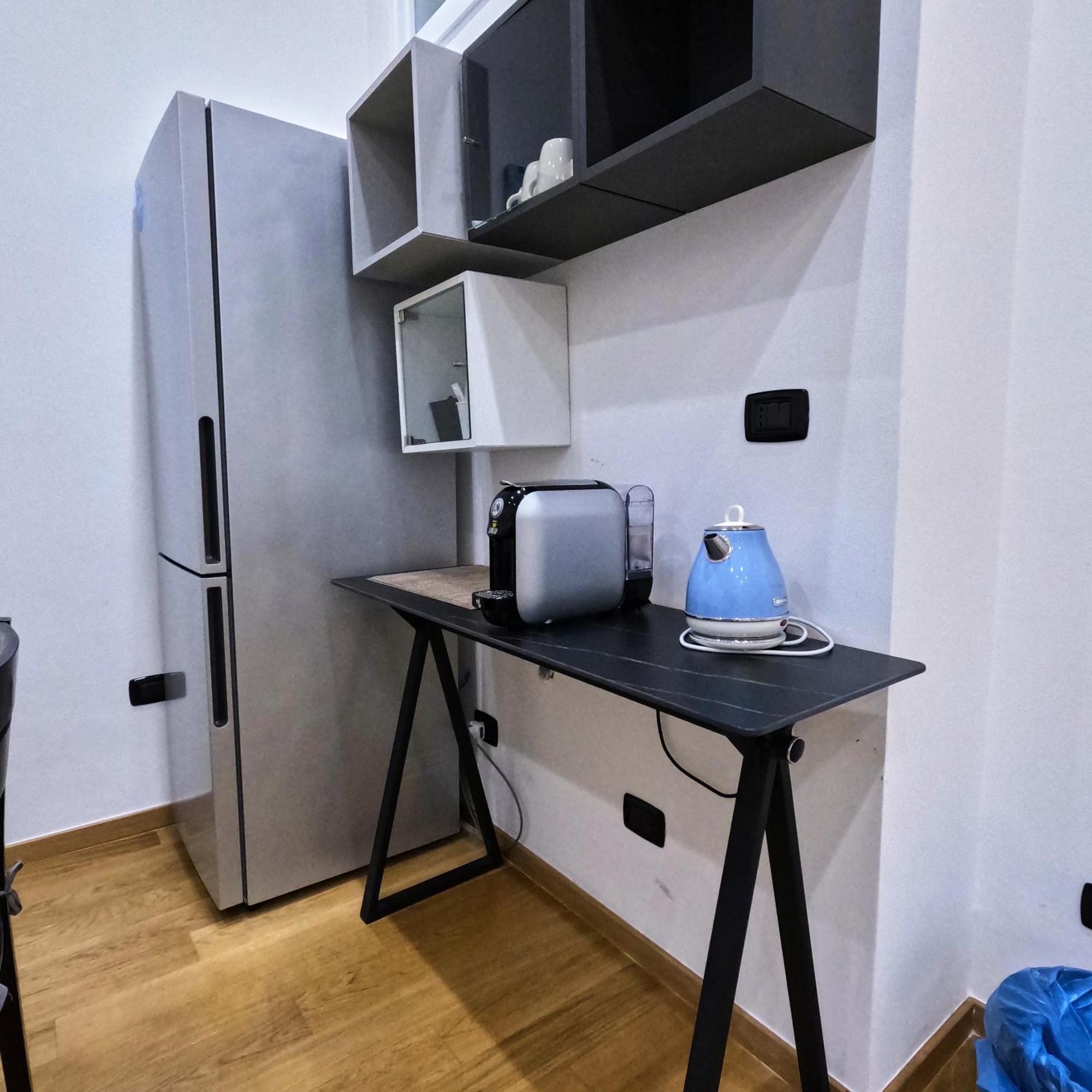 New Rooms Center 巴里 外观 照片