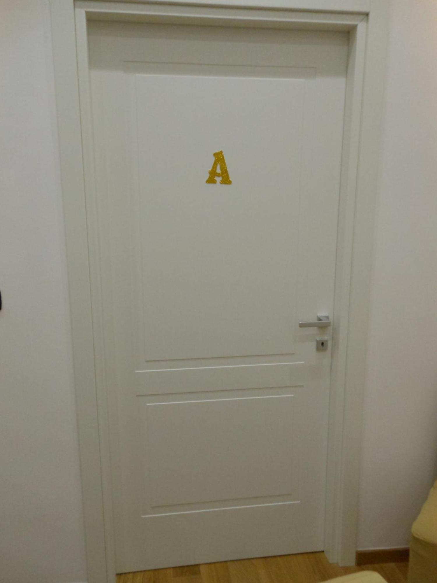 New Rooms Center 巴里 外观 照片